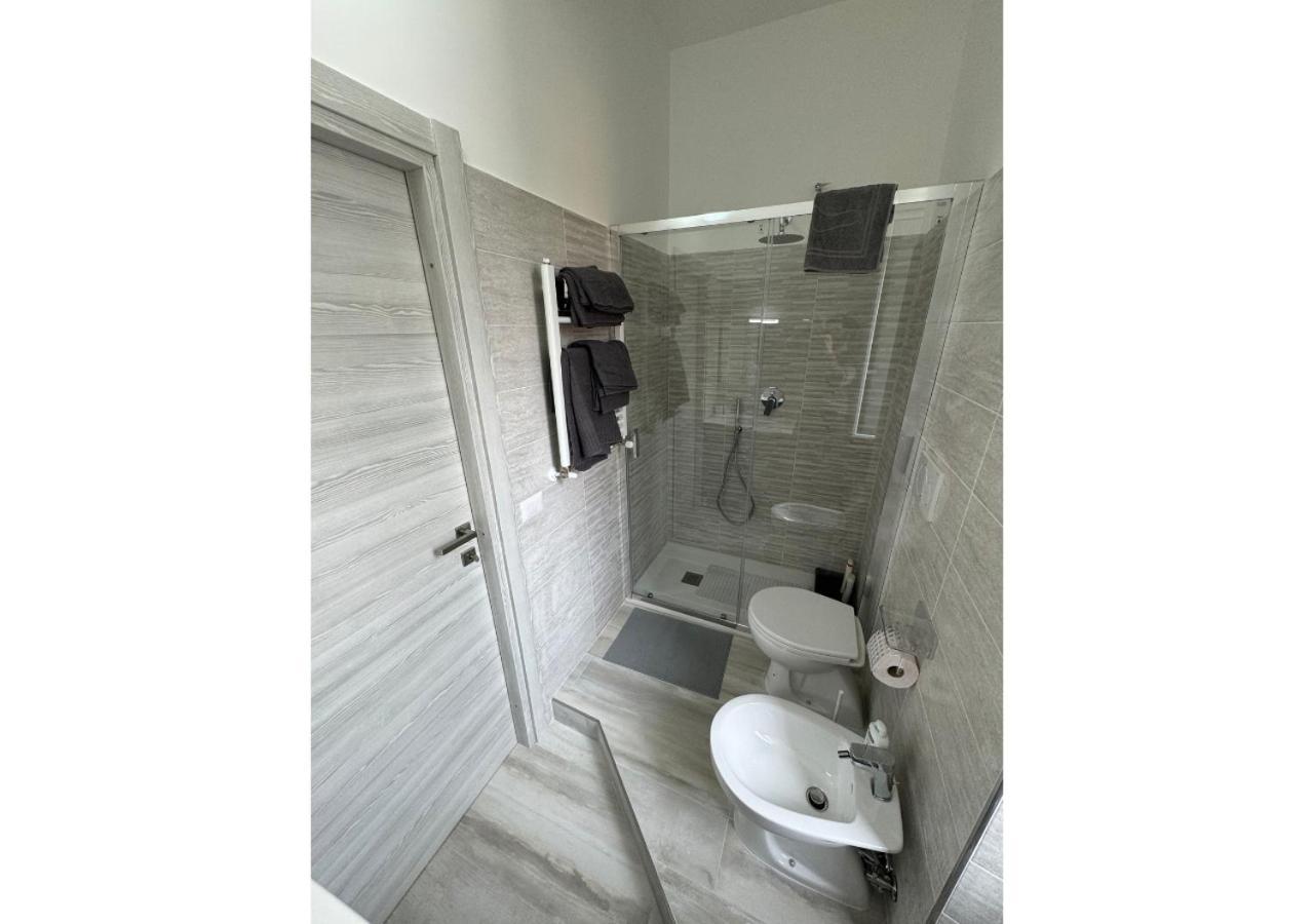 Interno 10 - Metro C Apartment โรม ภายนอก รูปภาพ